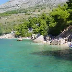 Ivan I Ian Villa Stanici