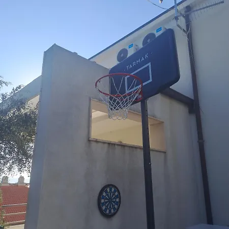 Ivan I Ian ヴィラ *