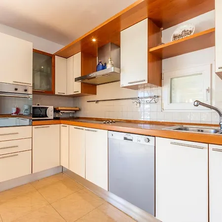 Ivan I Ian * Stanici